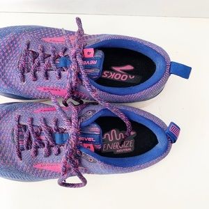 Brooks Women’s Revel 4 Running Shoe Size 8.5 Mesh Breathable Lace-Up Athletic